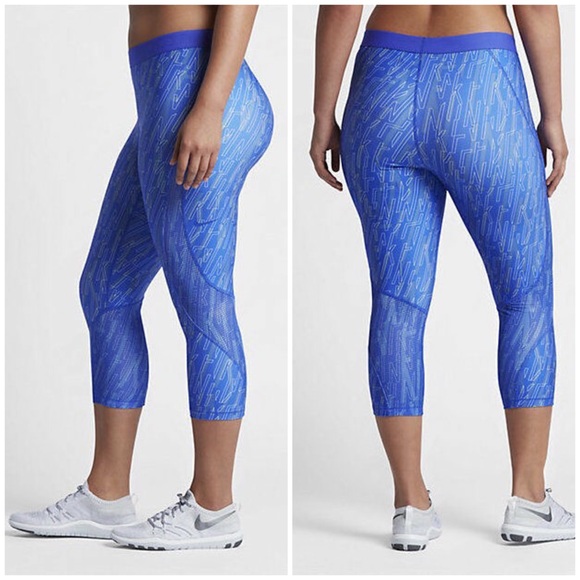 Nike Pants - Nike Blue Plus Size Pro Hypercool Capri Leggings